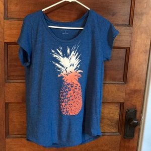 Cute Lucky Brand tee with pineapple